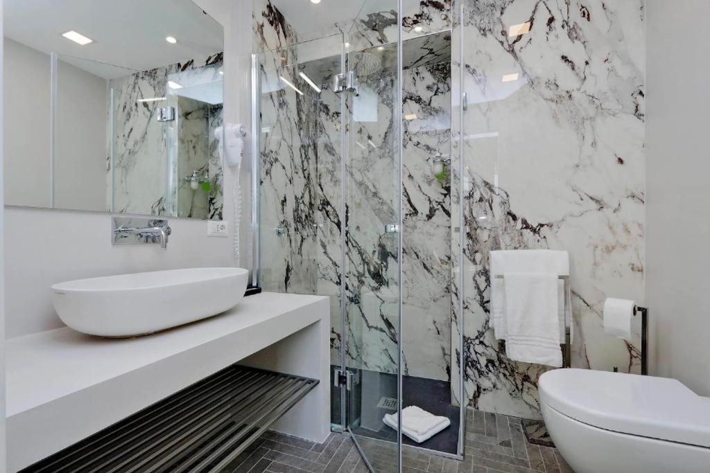 Boutique Suites Della Croce Roma Ngoại thất bức ảnh