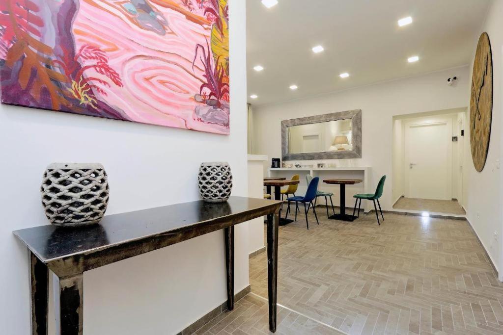 Boutique Suites Della Croce Roma Ngoại thất bức ảnh