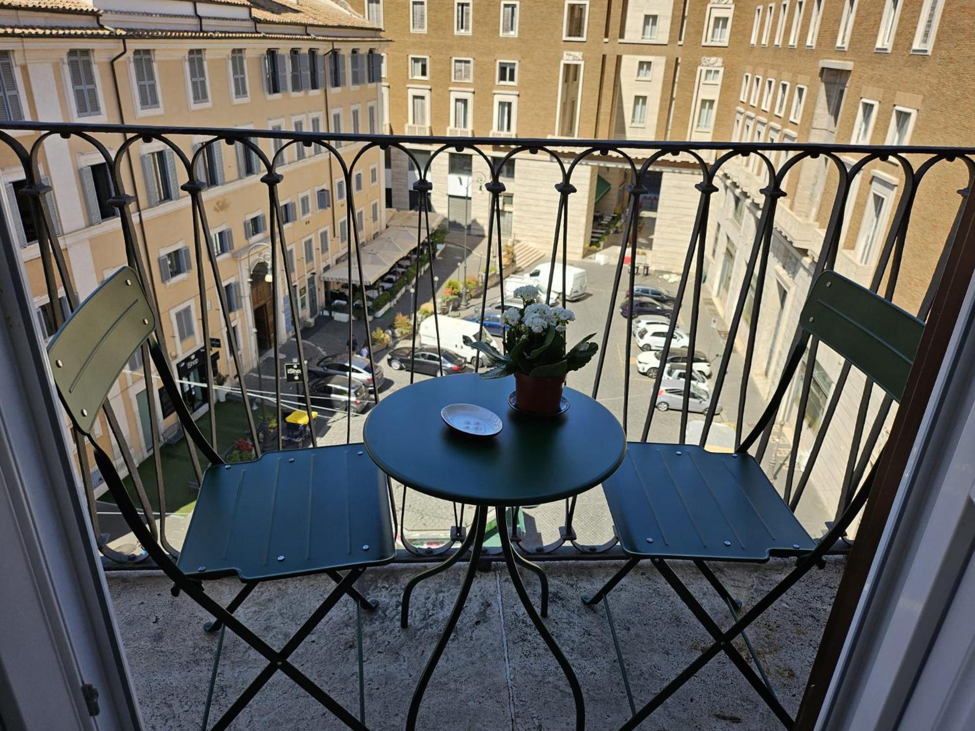 Boutique Suites Della Croce Roma Ngoại thất bức ảnh